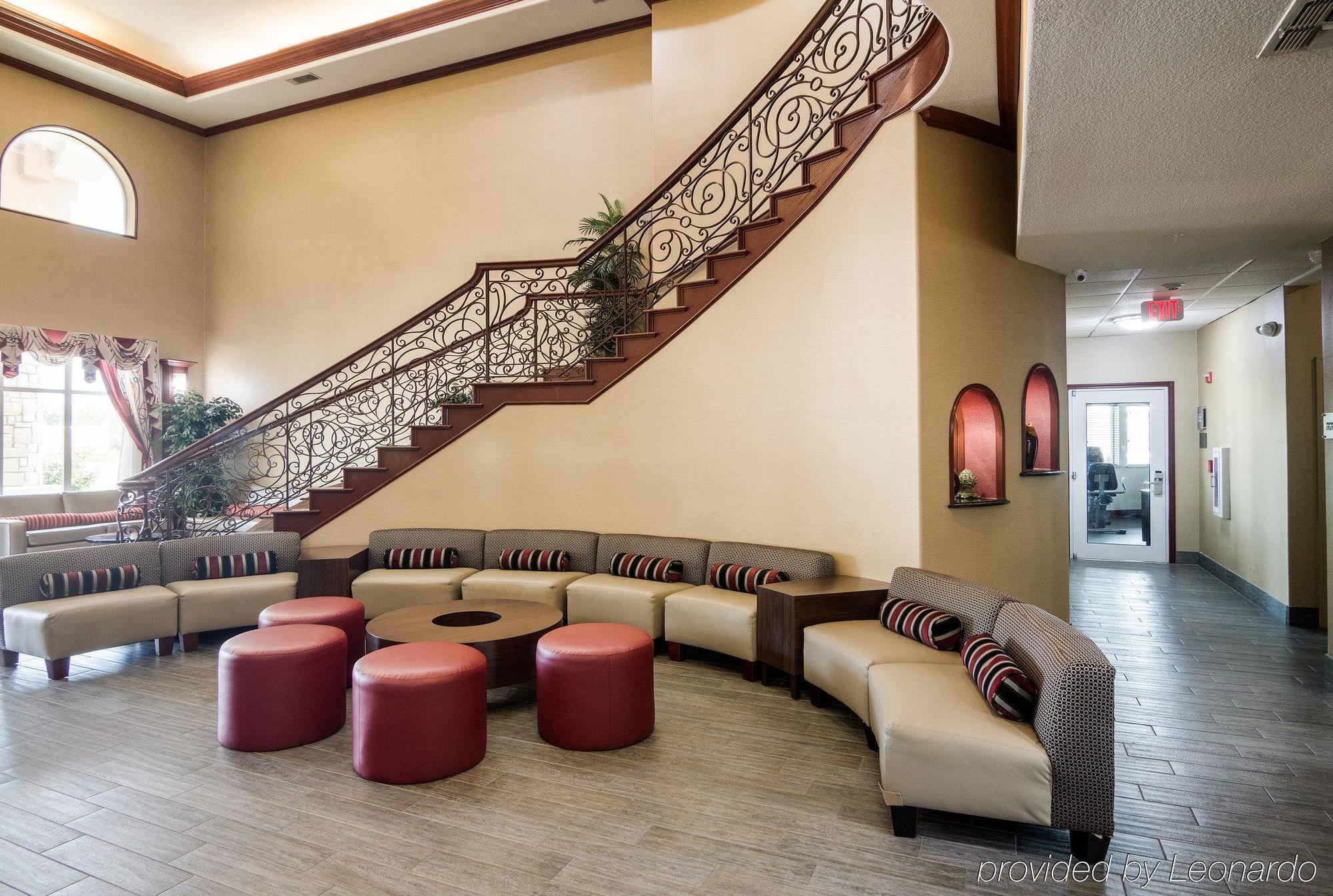 Comfort Suites Gainesville Bagian luar foto